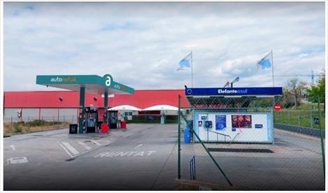 Autonetoil y Elefante Azul abren una nueva estación de servicio en Vilanova i la Geltrú